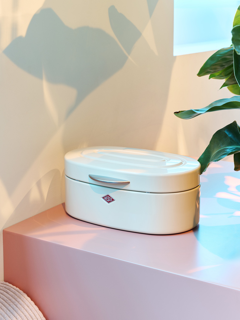 Single Elly bread box
