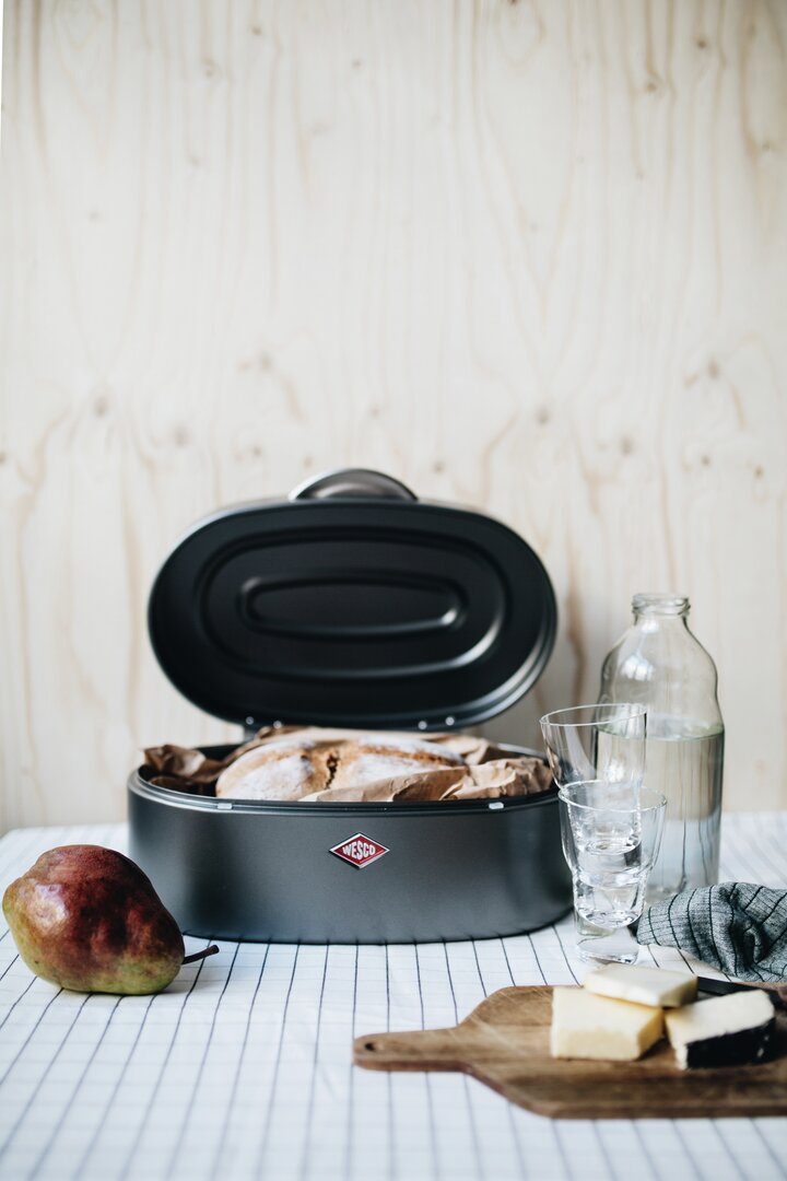 Single Elly bread box